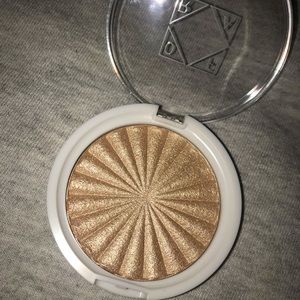 OFRA HIGHLIGHTER
